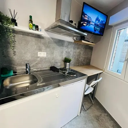 Appartamento Mini Studio Une Personne Liegi